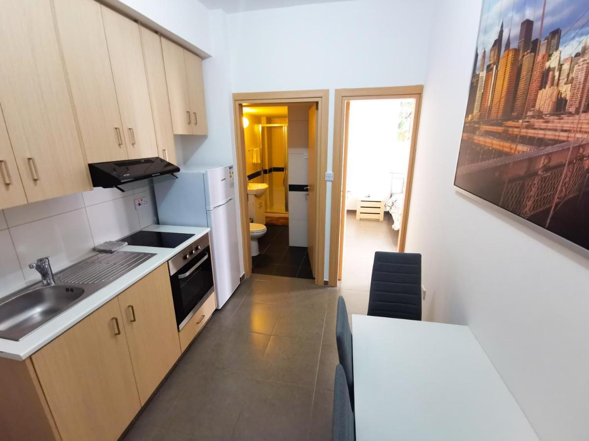 Beachy Keen City Apartment Ларнака Экстерьер фото